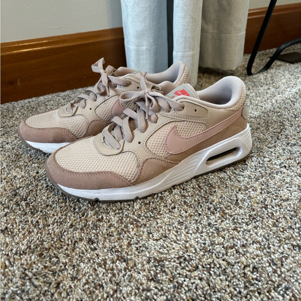 Nike air max shoes